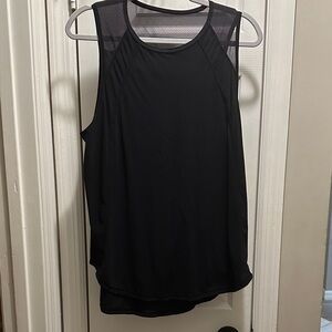 Lululemon black mesh keyhole back tank. Size 12/14 flowy. EUC